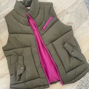 Olive Green Contrast Zip Puffer Vest